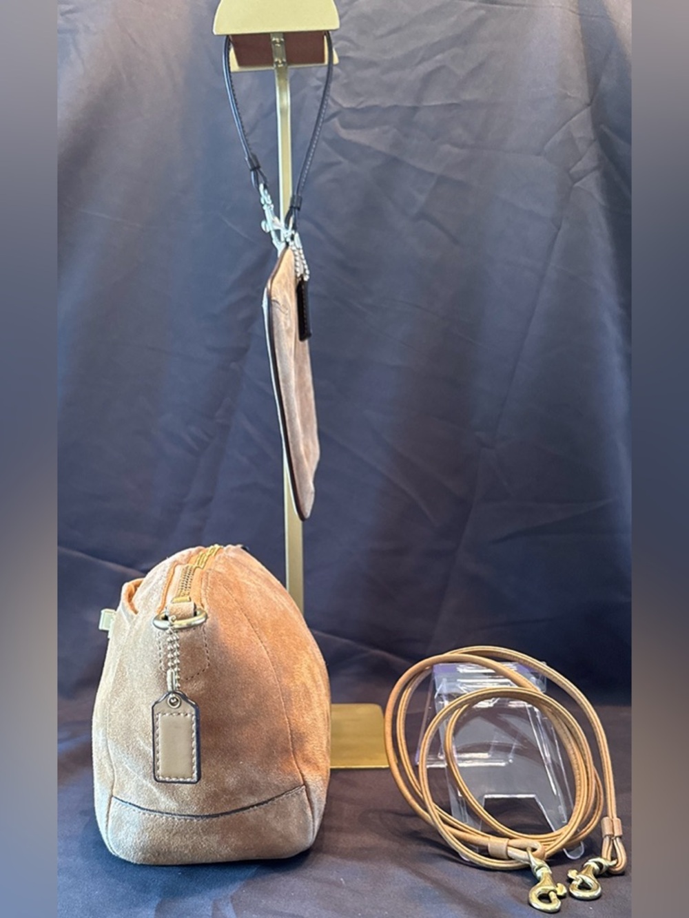 Coach Vintage Mini Tan Suede Crossbody With Suede Wristlet - Picture 4 of 16
